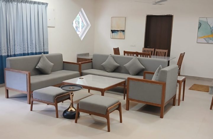 001 – Emperor Suite with Meeting Hall – Courtallam